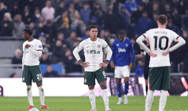 33年来首次遭遇4连败，切尔西面临的核心难题是主帅罗塞尼尔