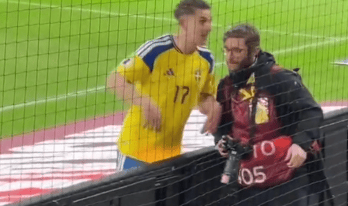 名场面！阿森纳锋霸完成万人大合影