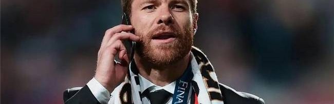 西甲：齐达内点拨阿隆索，皇马和药厂不一样